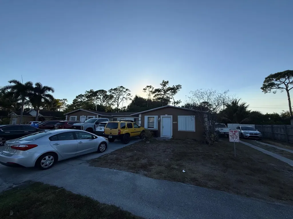 4865 Dell Avenue Lake Worth FL 33461