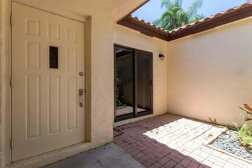 3113 Kingswood Terrace Boca Raton FL 33431