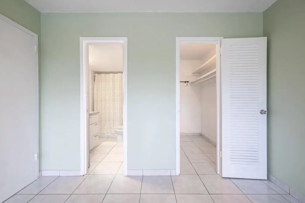 2200 E Hallandale Beach Boulevard Hallandale Beach FL 33009