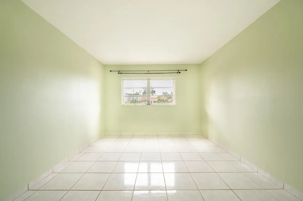 2200 E Hallandale Beach Boulevard Hallandale Beach FL 33009