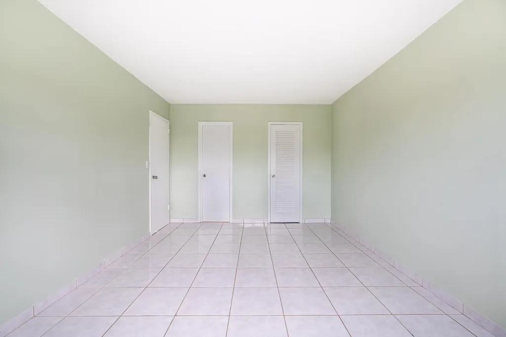 2200 E Hallandale Beach Boulevard Hallandale Beach FL 33009