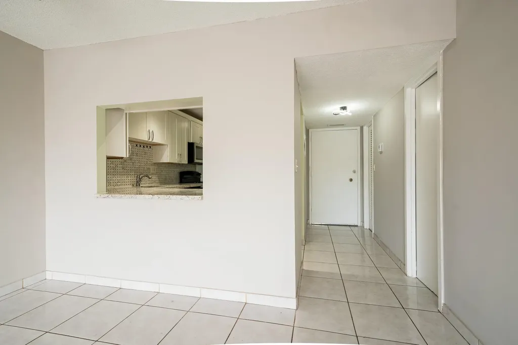 2200 E Hallandale Beach Boulevard Hallandale Beach FL 33009