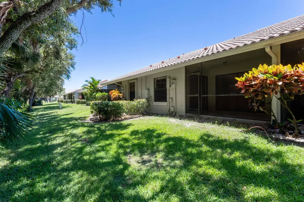 470 Hardwood Place Boca Raton FL 33431