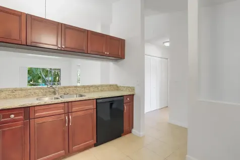 470 Hardwood Place Boca Raton FL 33431