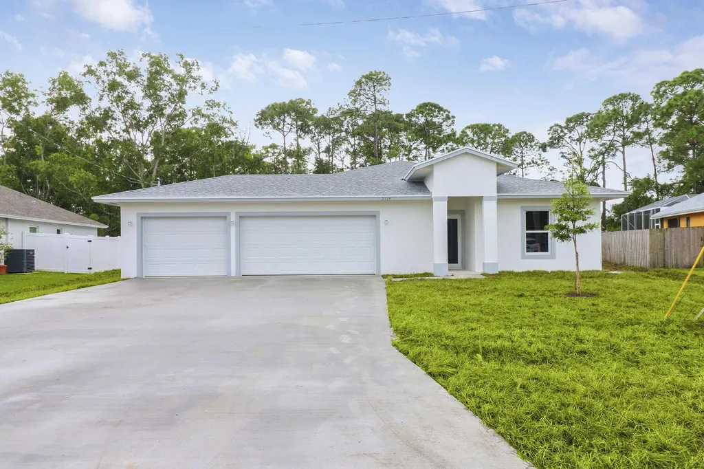 2118 SW Alloway Avenue Port St Lucie FL 34953