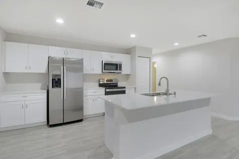 2118 SW Alloway Avenue Port St Lucie FL 34953