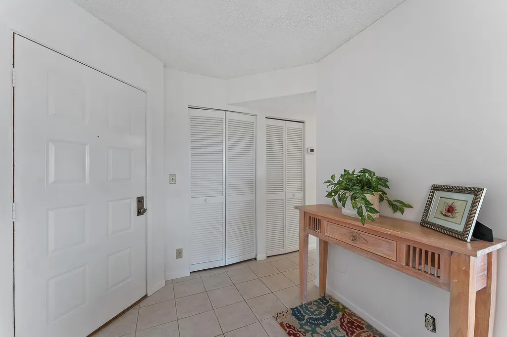1605 S Us Highway 1 Jupiter FL 33477