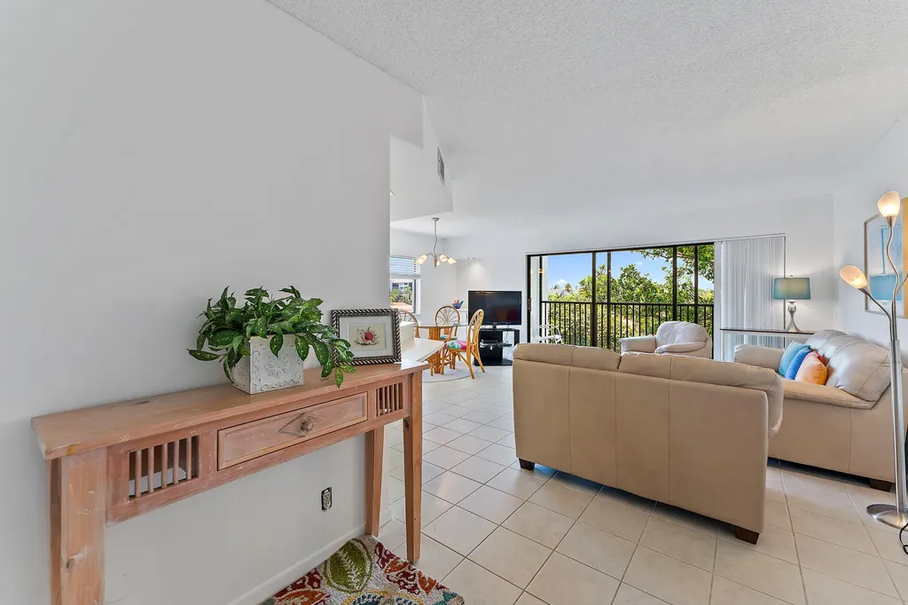 1605 S Us Highway 1 Jupiter FL 33477