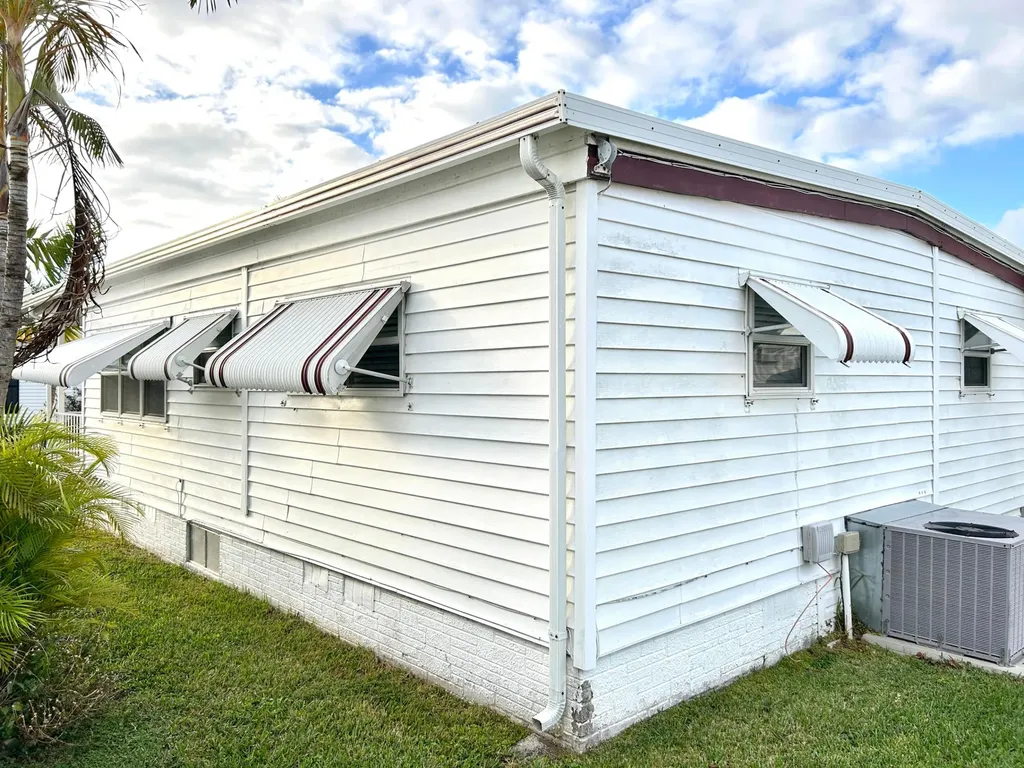 1401 S 33 Road Hollywood FL 33021
