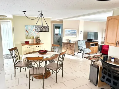 1401 S 33 Road Hollywood FL 33021
