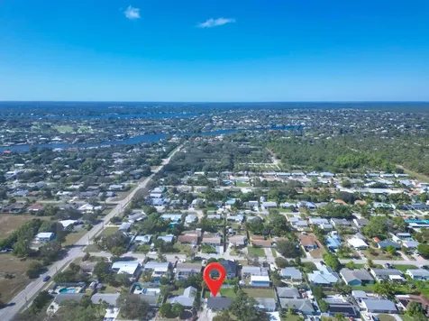 19124 SE Fearnley Drive Jupiter FL 33469