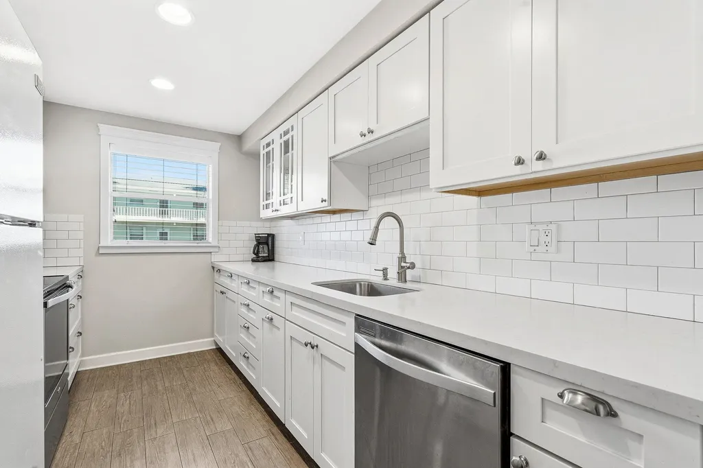 2440 SW 22nd Avenue Delray Beach FL 33445