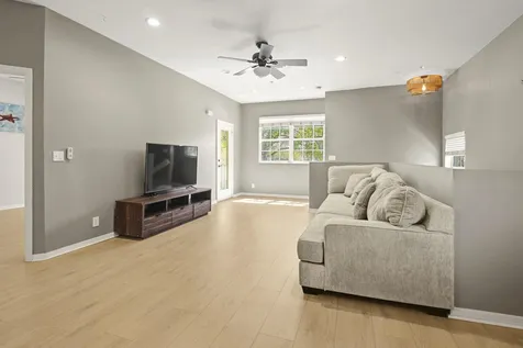 110 Lighthouse Circle Tequesta FL 33469