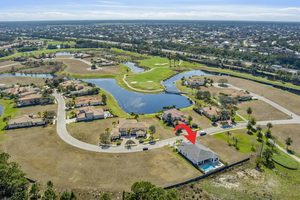 170 SE Rio Angelica Port St Lucie FL 34984