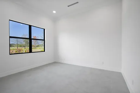 170 SE Rio Angelica Port St Lucie FL 34984