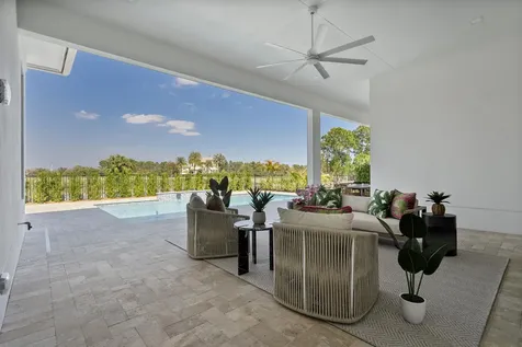 170 SE Rio Angelica Port St Lucie FL 34984