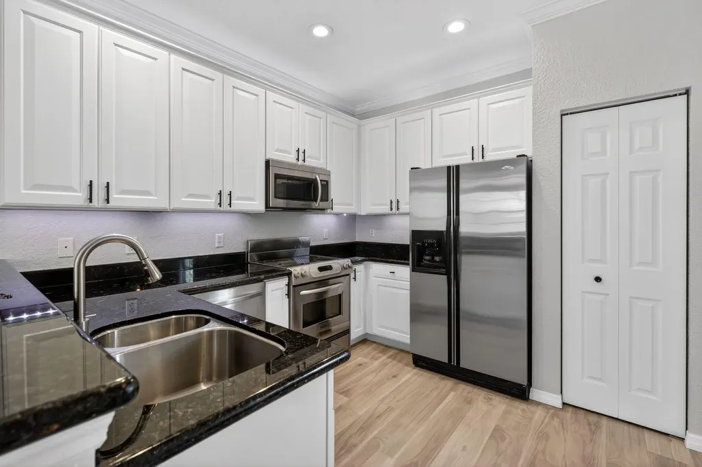 273 E Bay Cedar Circle Jupiter FL 33458