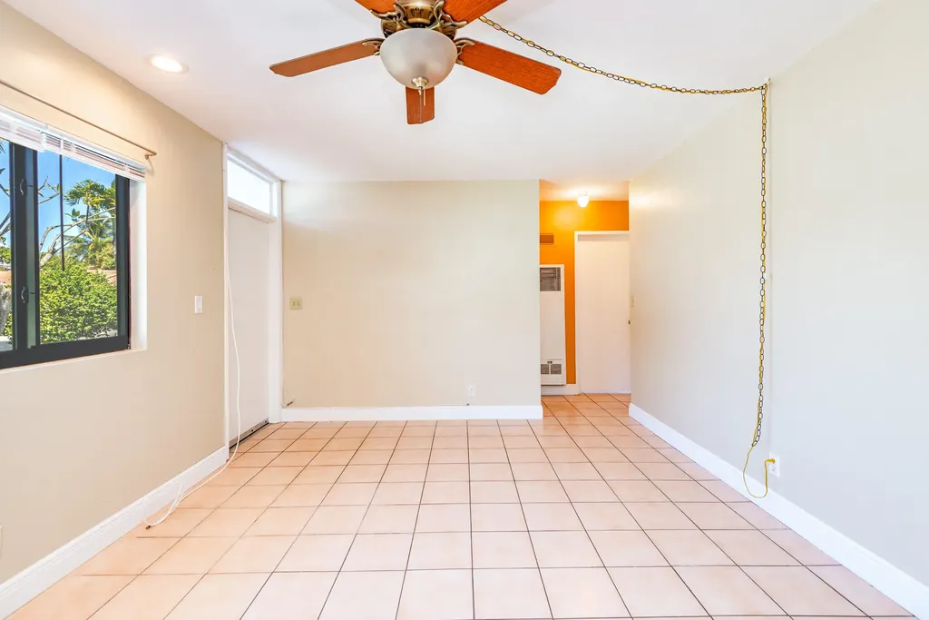 354 Manchester Street Boca Raton FL 33487