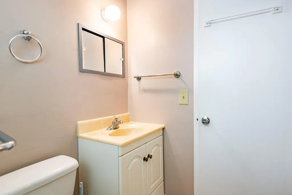 354 Manchester Street Boca Raton FL 33487