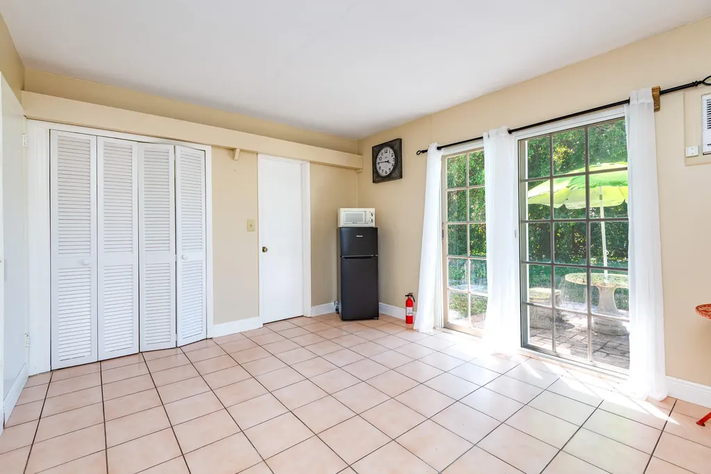 354 Manchester Street Boca Raton FL 33487