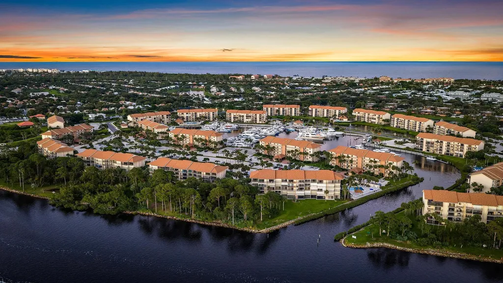1701 Marina Isle Way Jupiter FL 33477