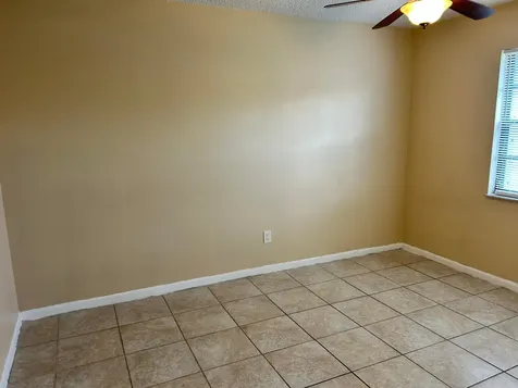 2513 S 17th Street Fort Pierce FL 34982