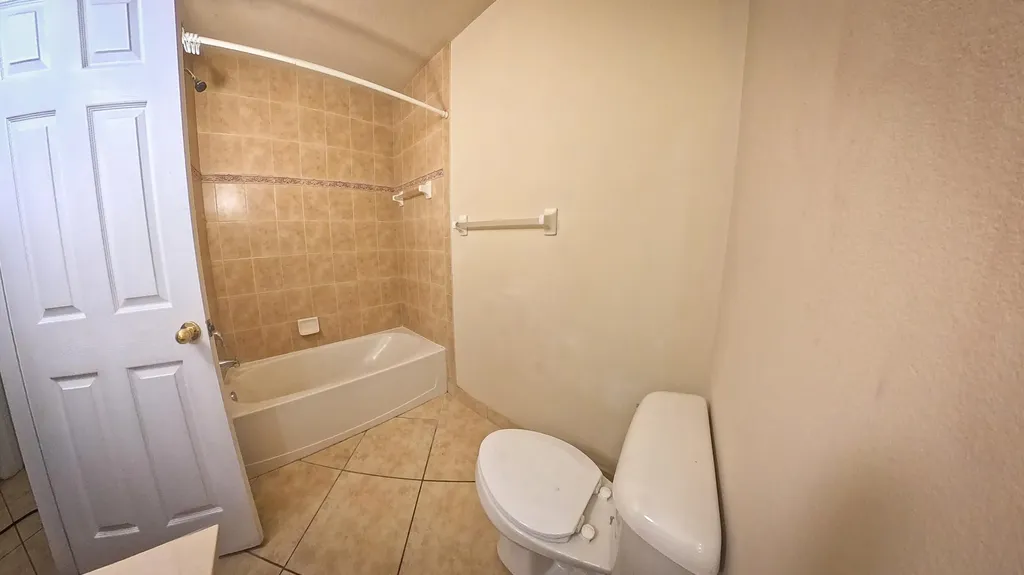 2142 SW Newport Isle Boulevard Port St Lucie FL 34953