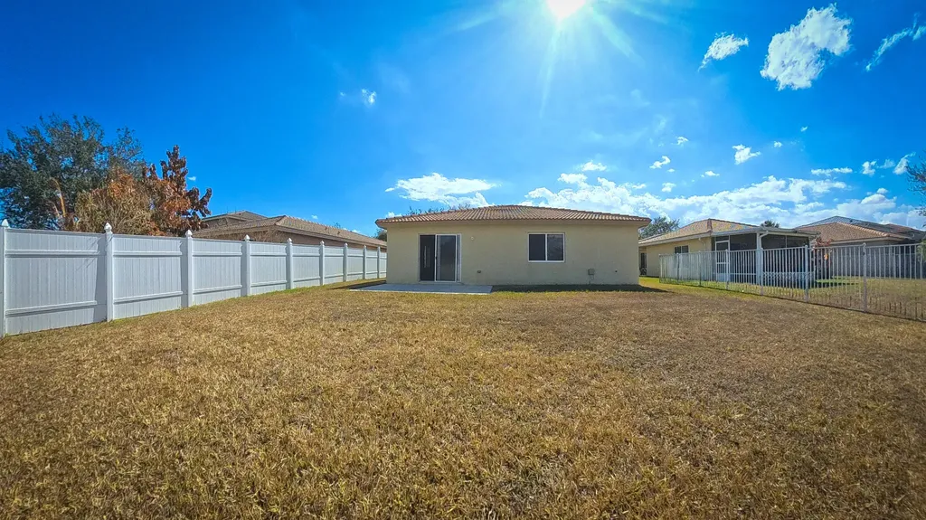2142 SW Newport Isle Boulevard Port St Lucie FL 34953