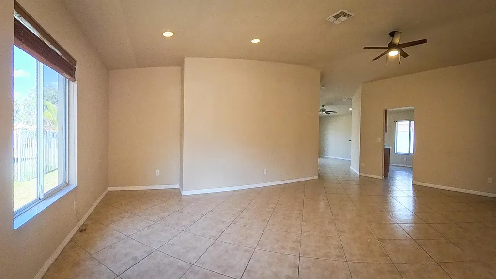 2142 SW Newport Isle Boulevard Port St Lucie FL 34953