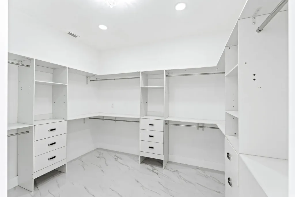 6567 Via Benita Boca Raton FL 33433