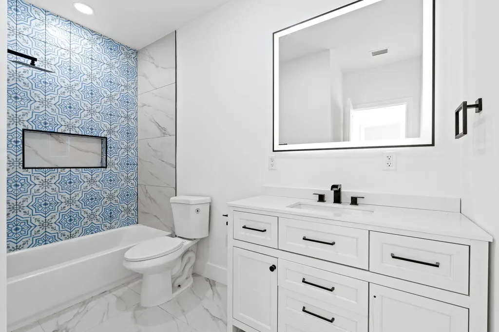 6567 Via Benita Boca Raton FL 33433