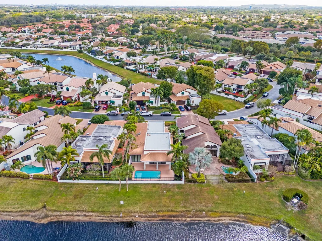6567 Via Benita Boca Raton FL 33433