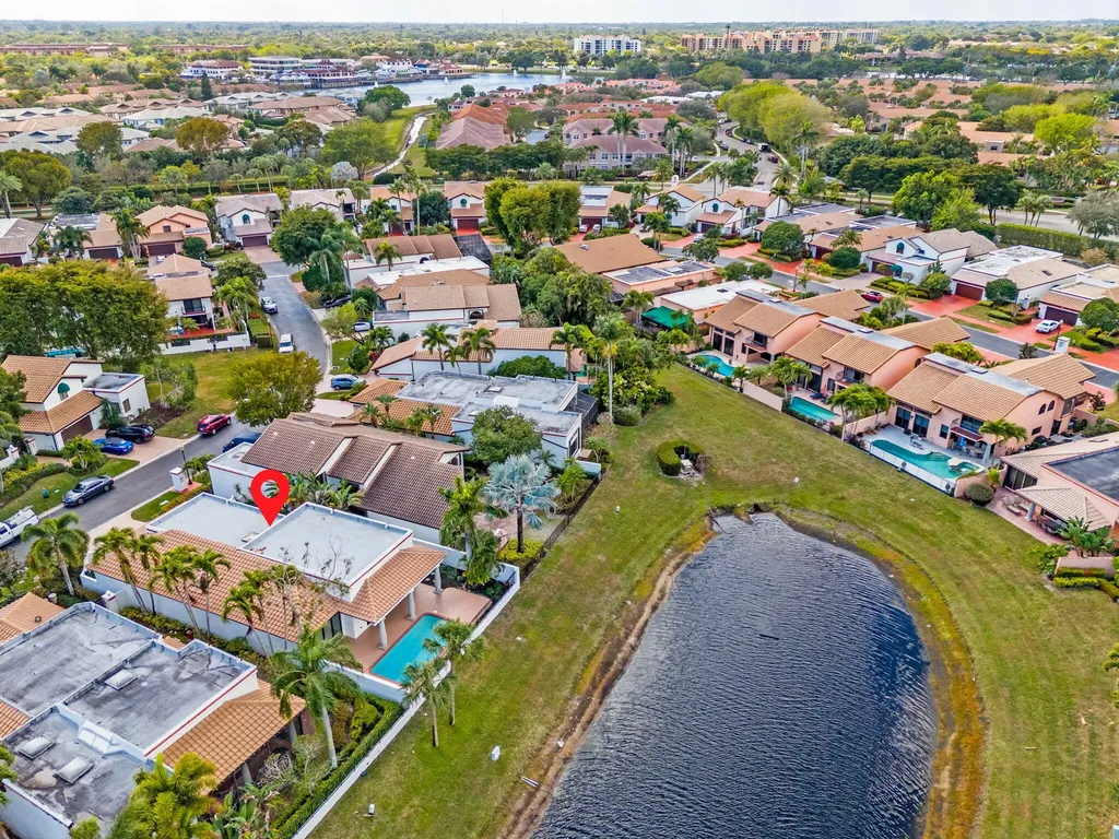 6567 Via Benita Boca Raton FL 33433