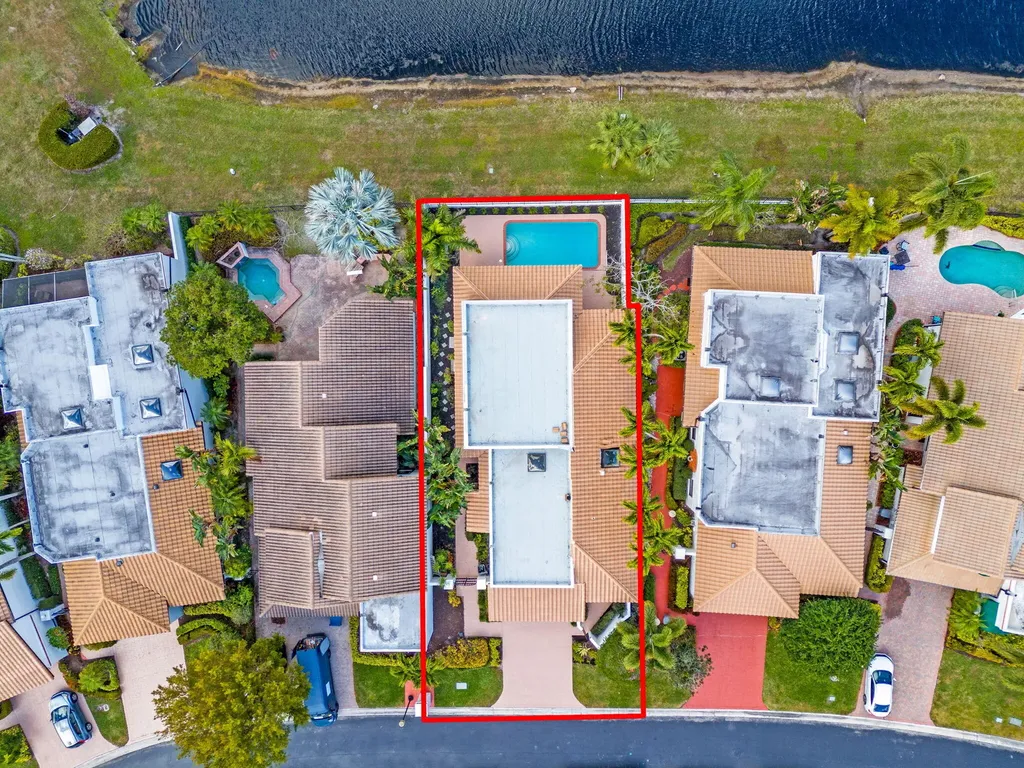 6567 Via Benita Boca Raton FL 33433