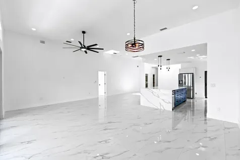 6567 Via Benita Boca Raton FL 33433