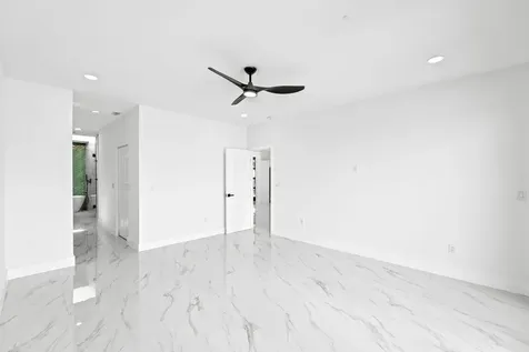 6567 Via Benita Boca Raton FL 33433