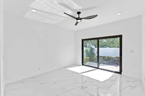 6567 Via Benita Boca Raton FL 33433