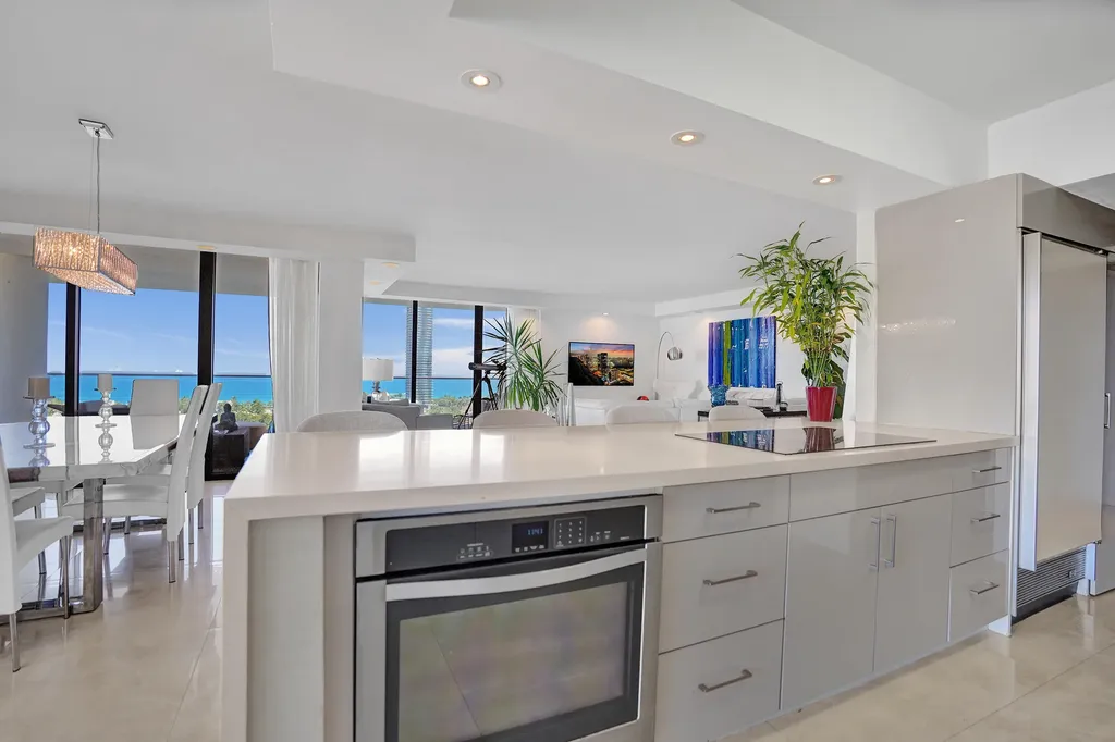 19707 Turnberry Way Aventura FL 33180