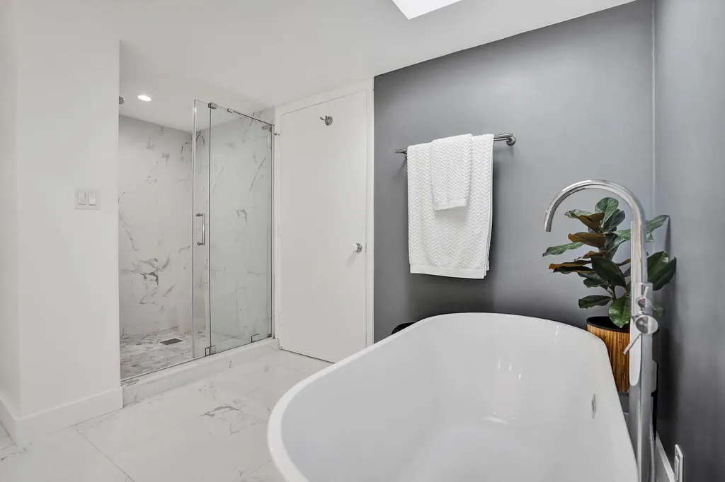 19707 Turnberry Way Aventura FL 33180
