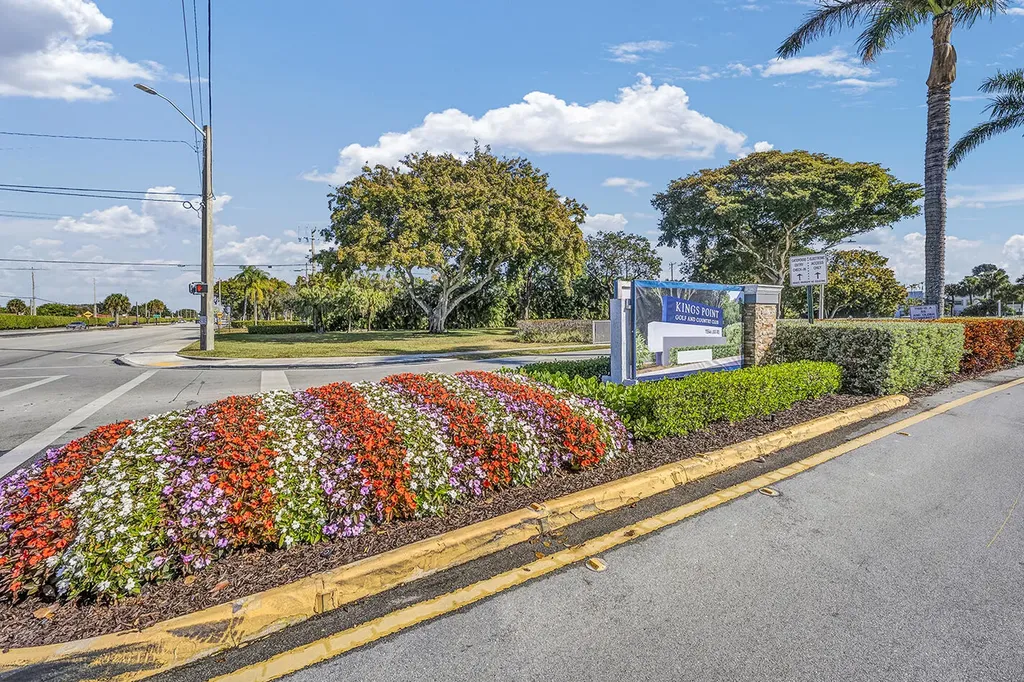 162 Capri D Delray Beach FL 33484