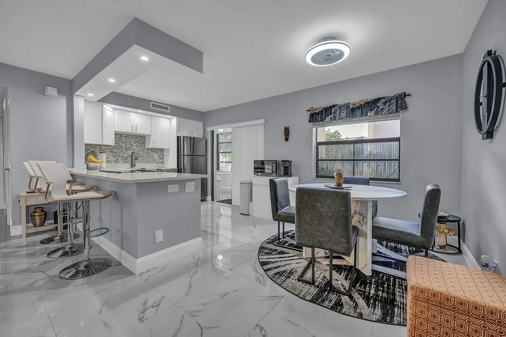 162 Capri D Delray Beach FL 33484