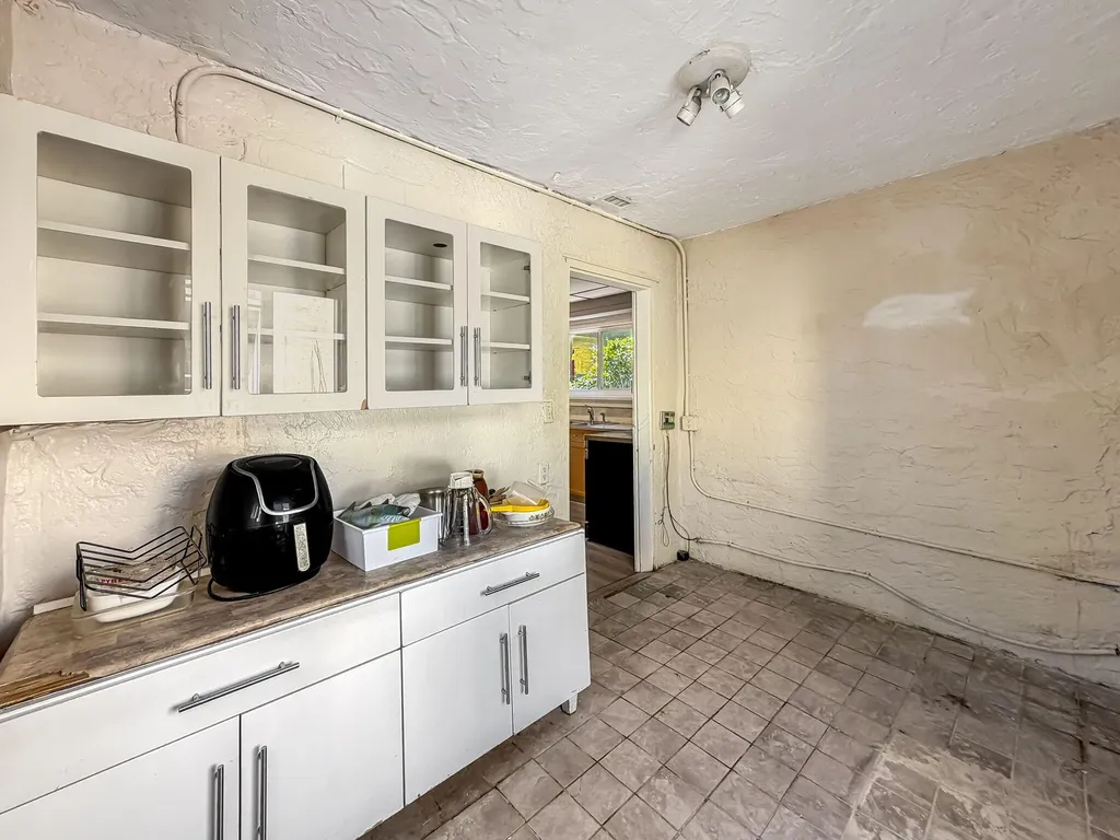 619 30th Street West Palm Beach FL 33407