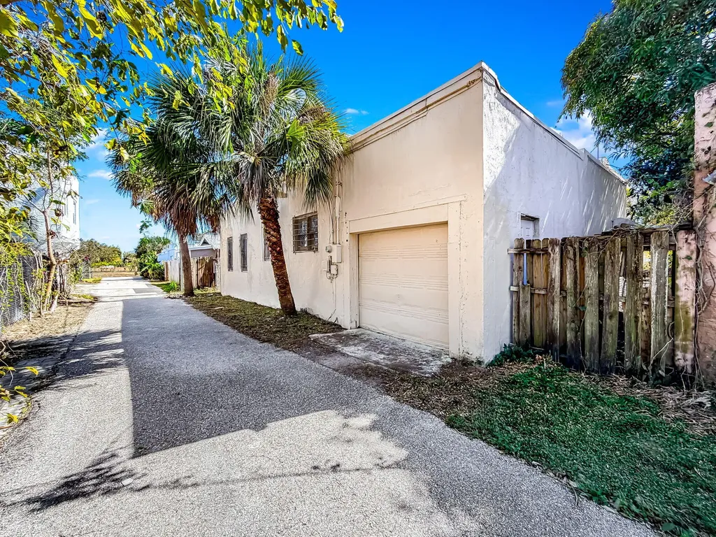 619 30th Street West Palm Beach FL 33407