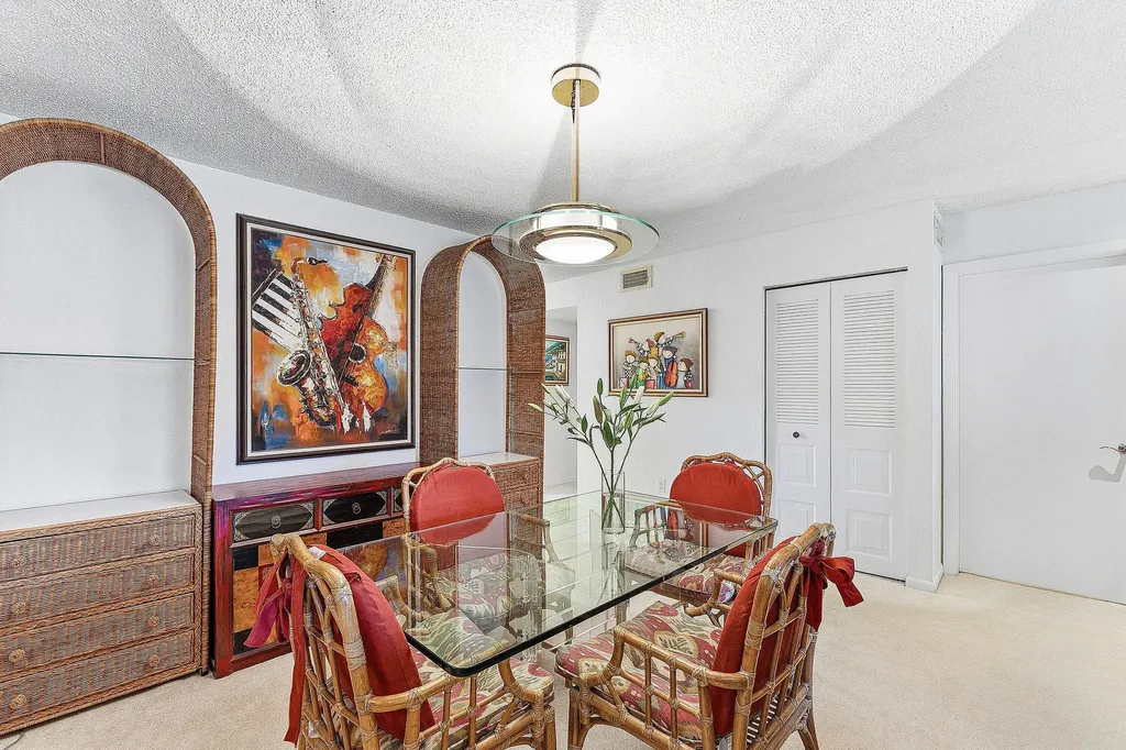 9283 Vista Del Lago Boca Raton FL 33428