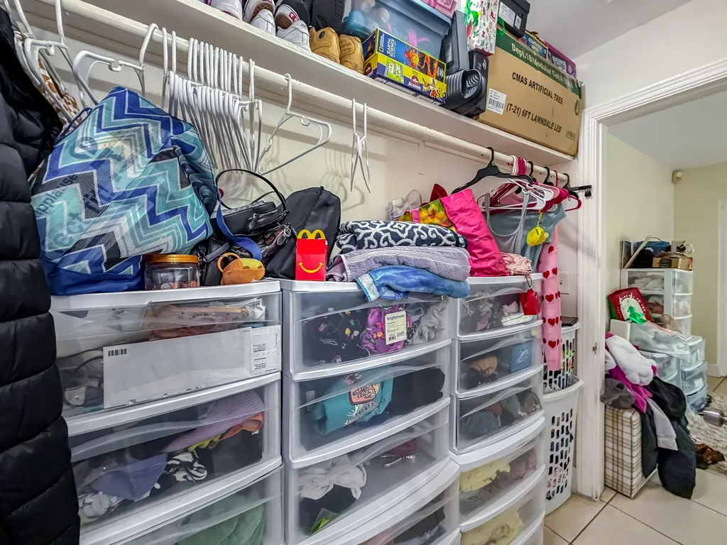 318 N Lakeside Court West Palm Beach FL 33407