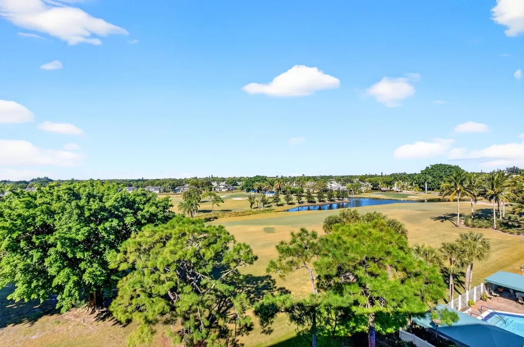 5279 Fountains Drive S Lake Worth FL 33467