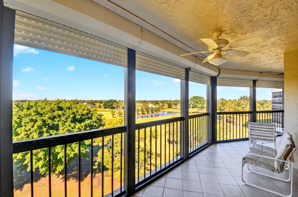 5279 Fountains Drive S Lake Worth FL 33467