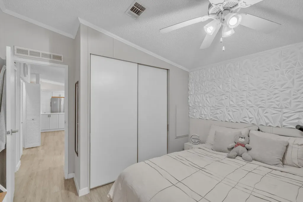 141 Plantation Boulevard Lake Worth FL 33467