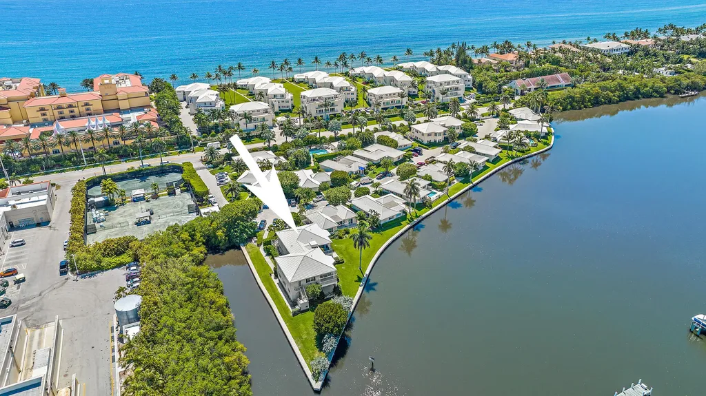209 Evans Lane Manalapan FL 33462