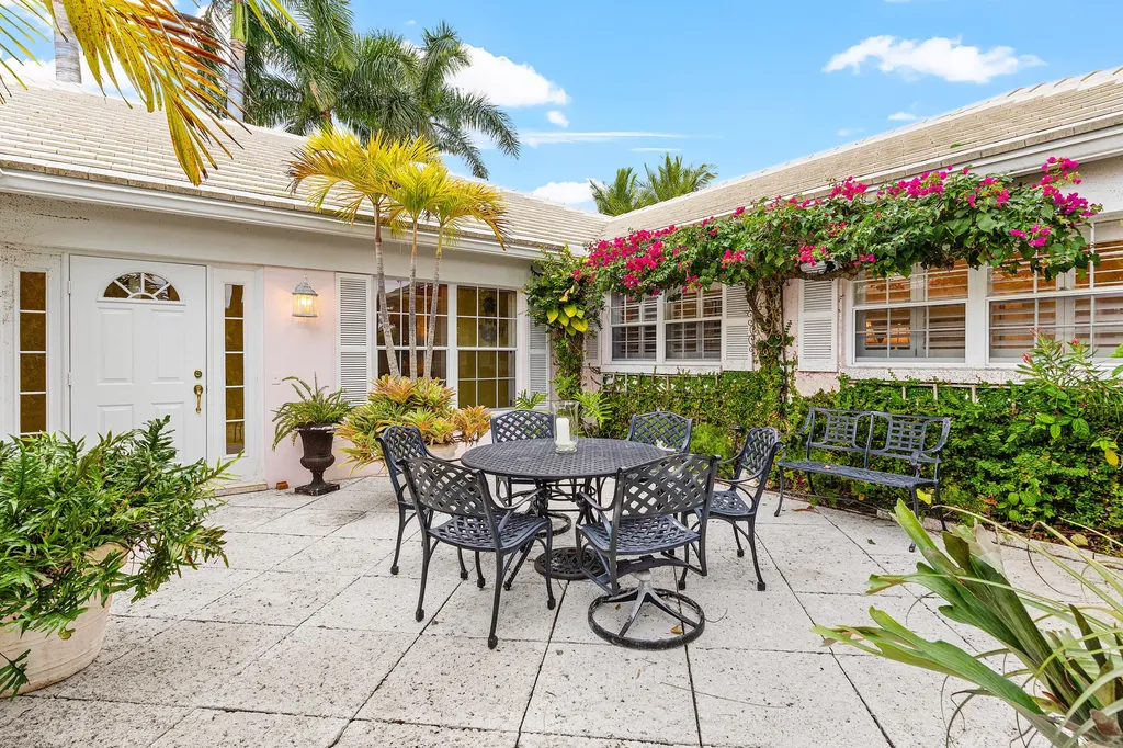 4596 Sanderling Circle W Boynton Beach FL 33436